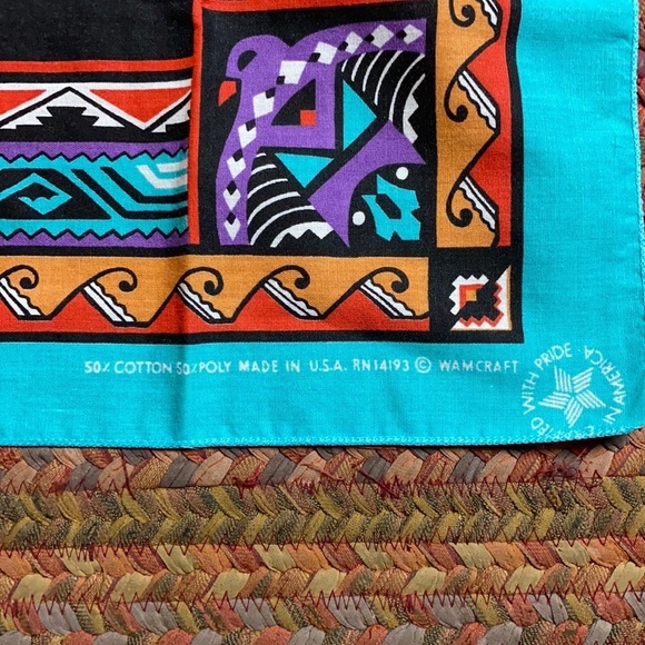 BLUE- VINTAGE WAMCRAFT BANDANA MADE IN USA - Picture 2 of 4